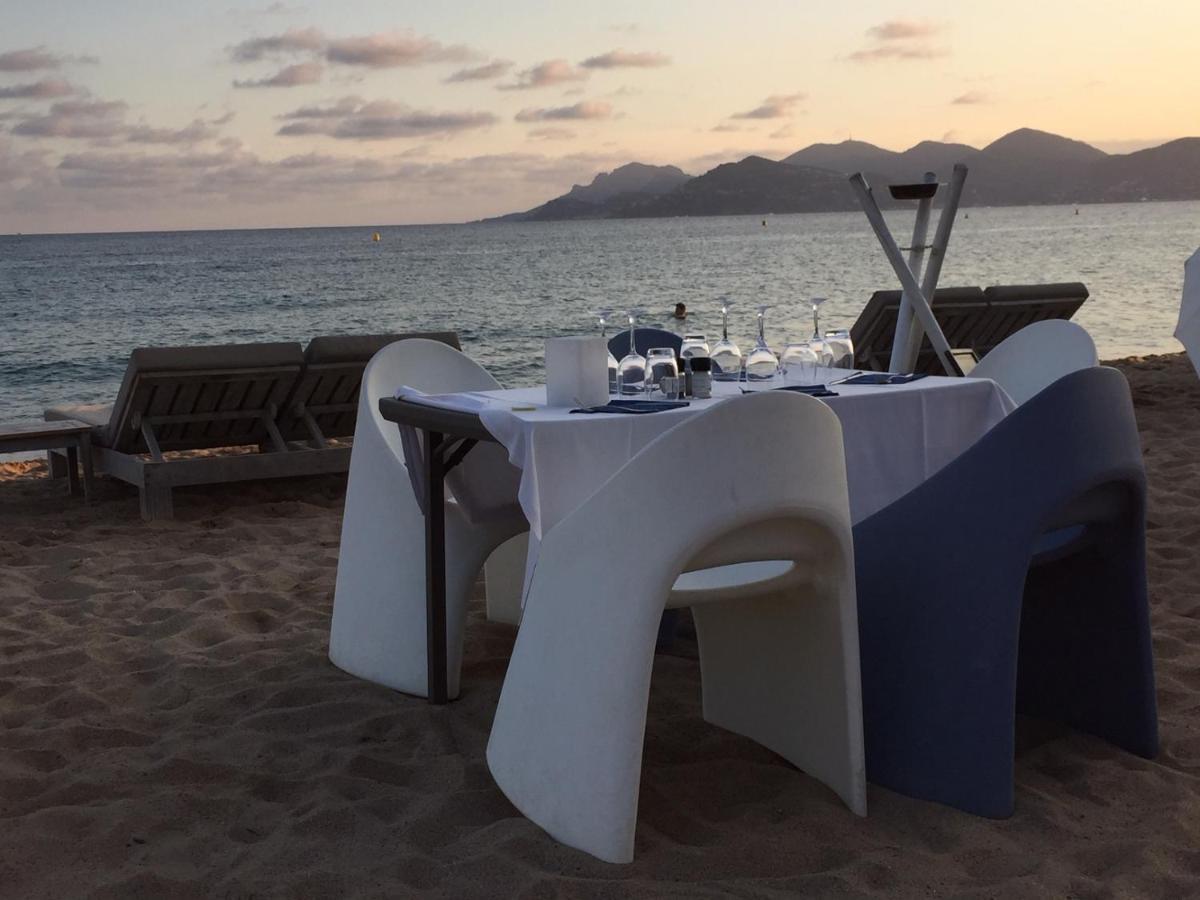 Cannes - view Cap Esterel Exterior foto