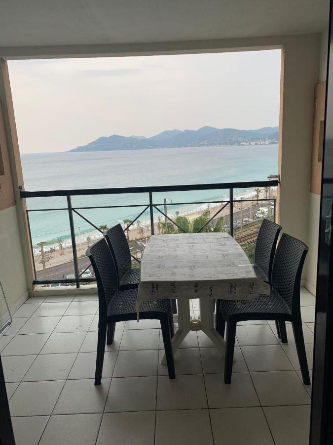 Cannes - view Cap Esterel Exterior foto